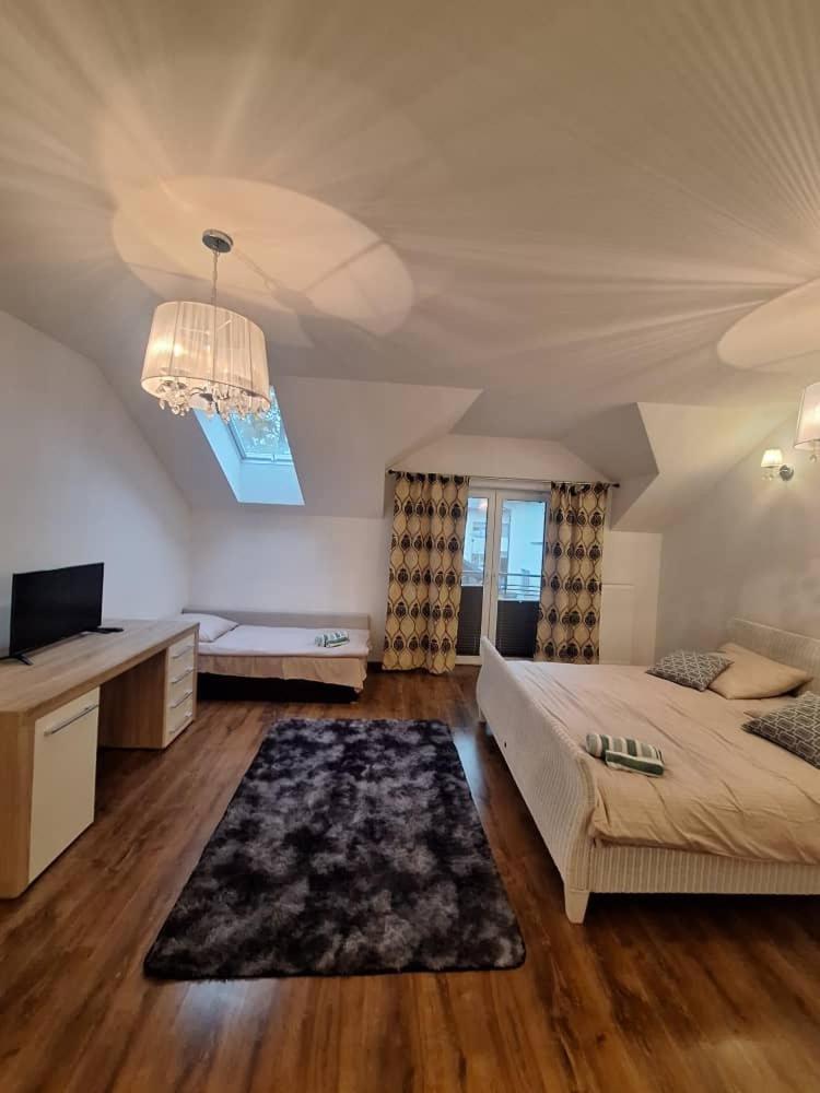 Villa Varzob Warszawa Eksteriør billede