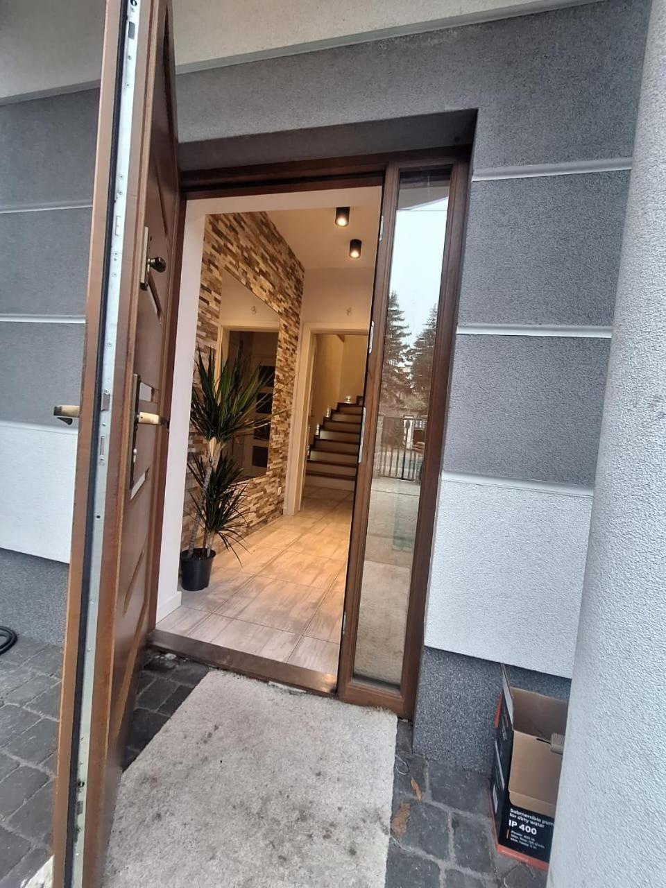 Villa Varzob Warszawa Eksteriør billede