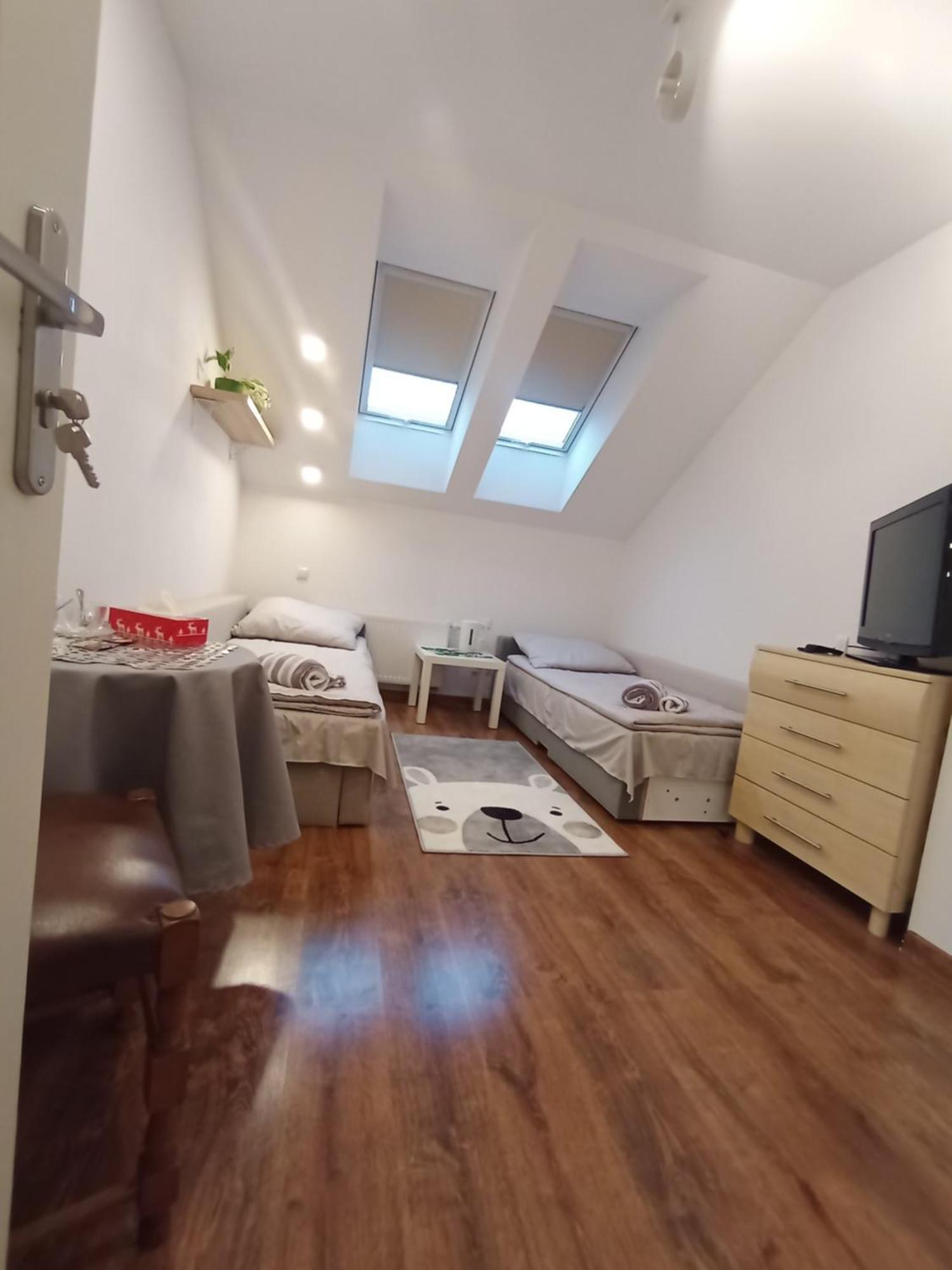 Villa Varzob Warszawa Eksteriør billede